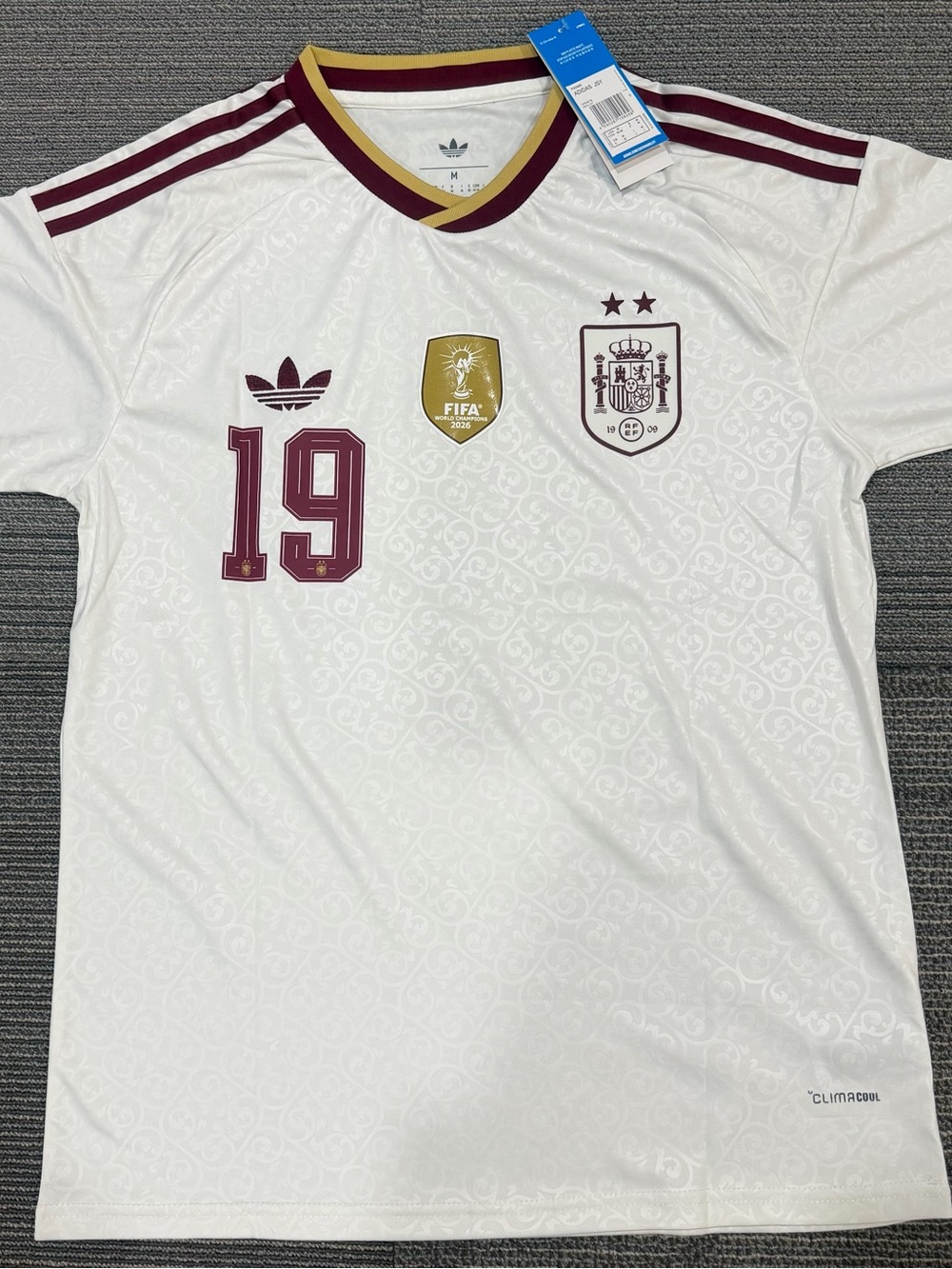 Spain Away Double stars Jersey Soccer Fan Version Size L" Slim fit "
